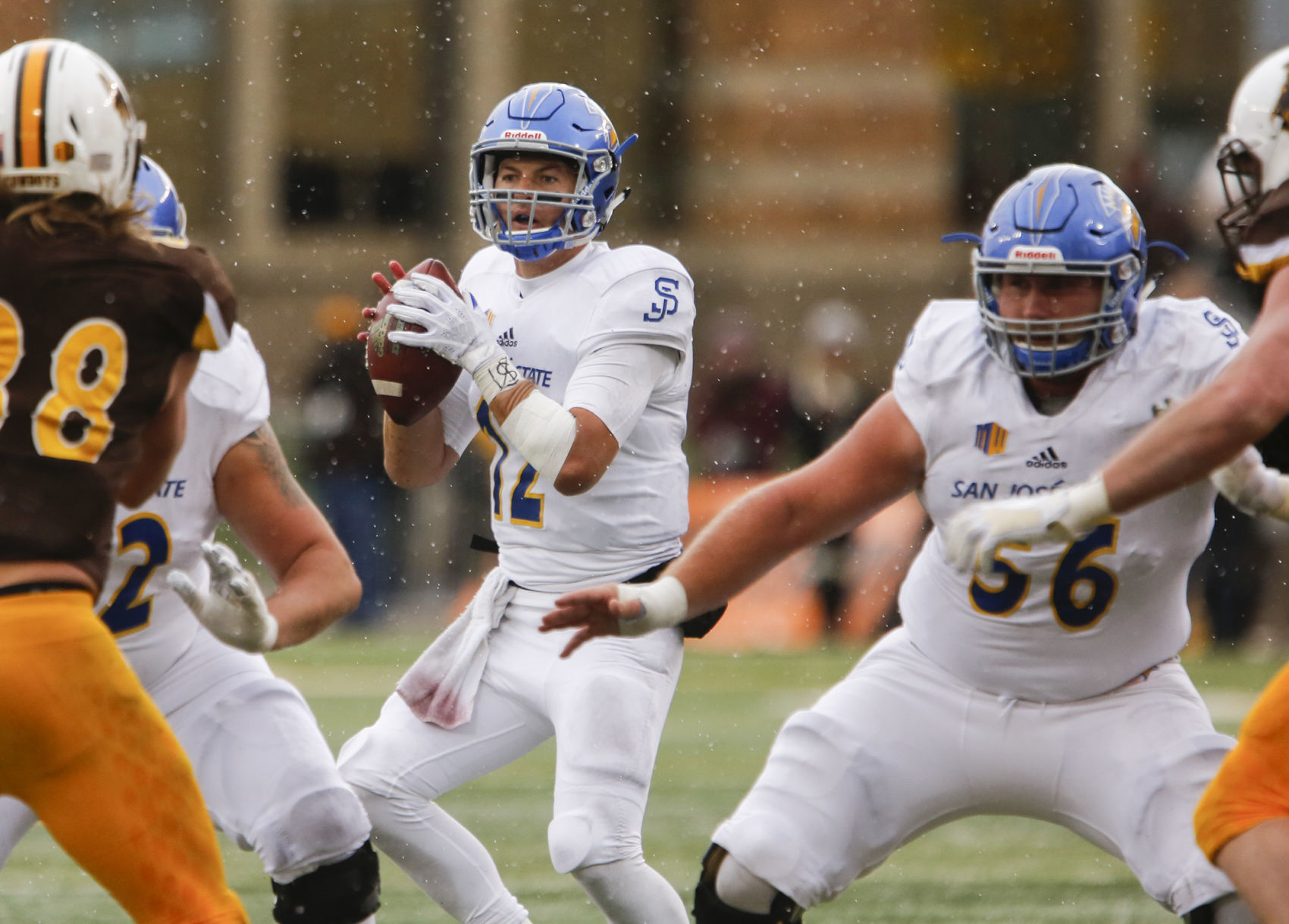 UW vs San Jose State